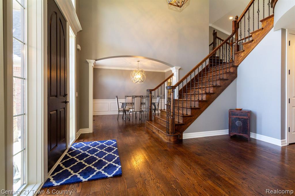 54152 Deer Ridge Court, Rochester, MI 48307 — Photo 8