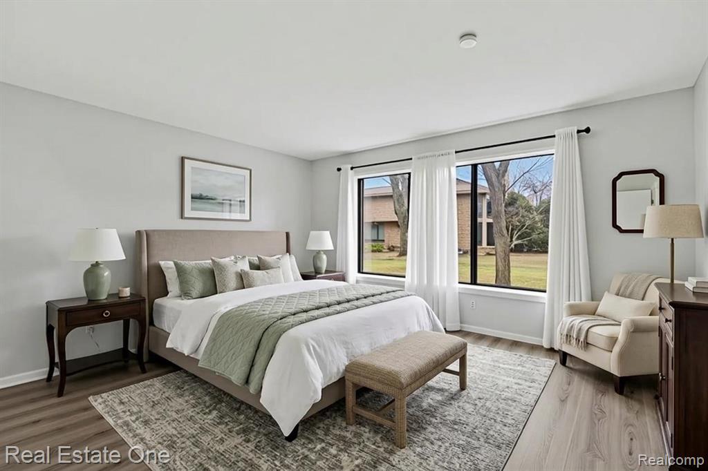 7329 Creek View Circle, West Bloomfield, MI — Photo 18