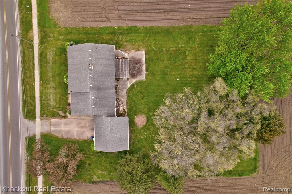 12385 Church Street, Birch Run, MI 48415 — Photo 11