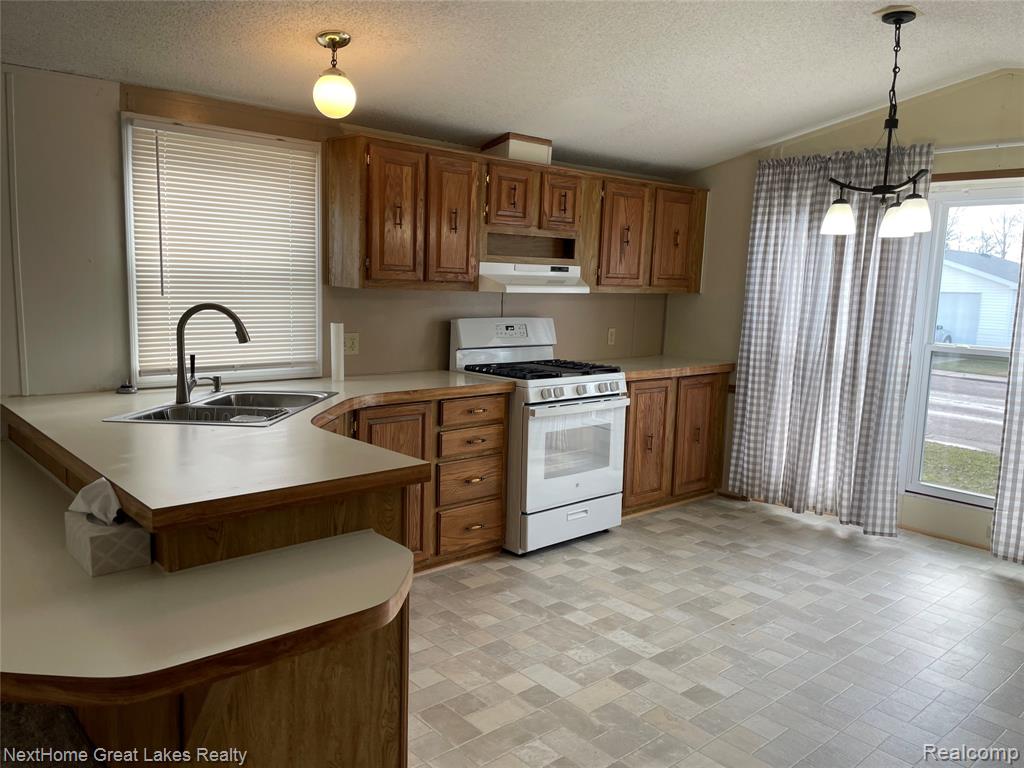 53 Bilwa Trail Trail, Swartz Creek, MI 48473 — Photo 5