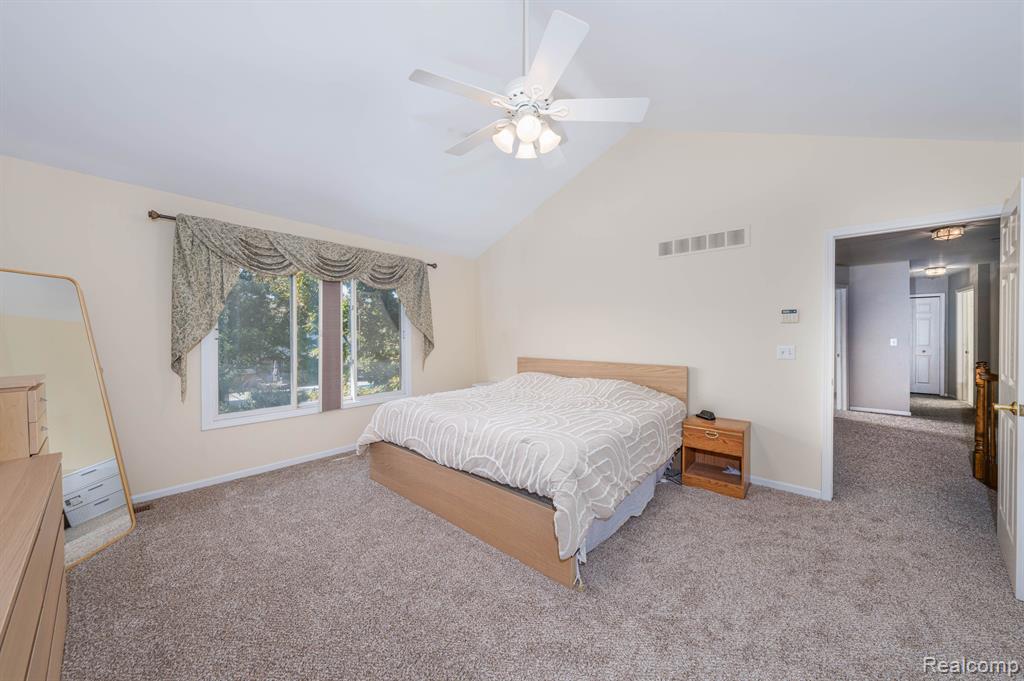 46856 GLENGARRY Boulevard, Canton, MI 48188 — Photo 35