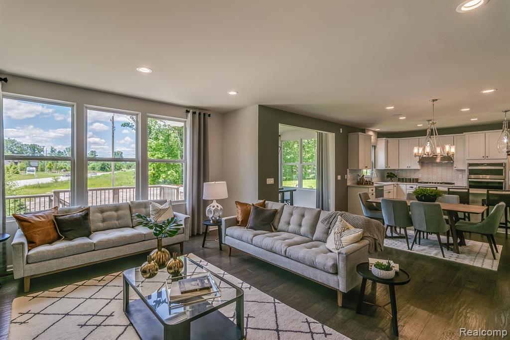 836 FORD MILL Drive, Saline, MI 48176 — Photo 3