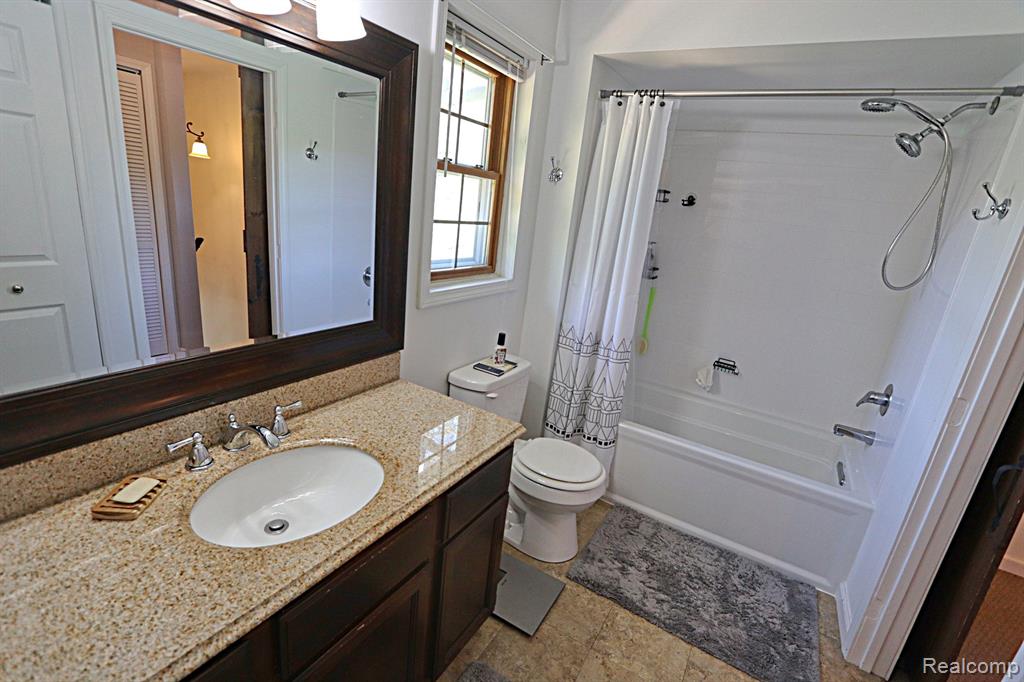 7655 WHEELER Road, Whitmore Lake, MI 48189 — Photo 41