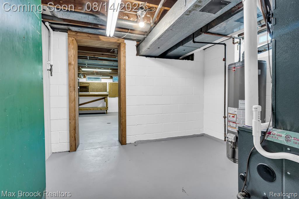 10725 Talbot Avenue, Huntington Woods, MI — Photo 30