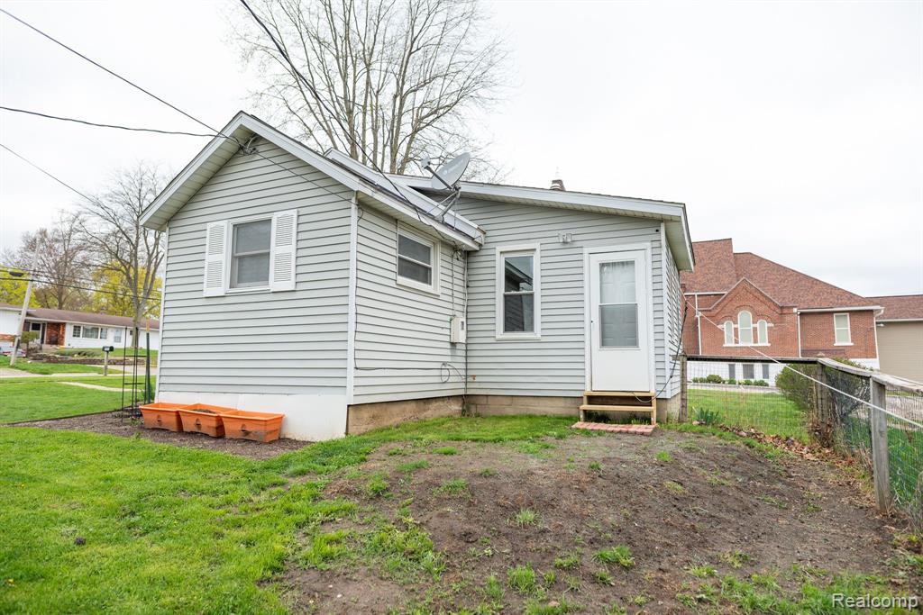 4247 VINE Street, Brown, MI 48416 — Photo 43
