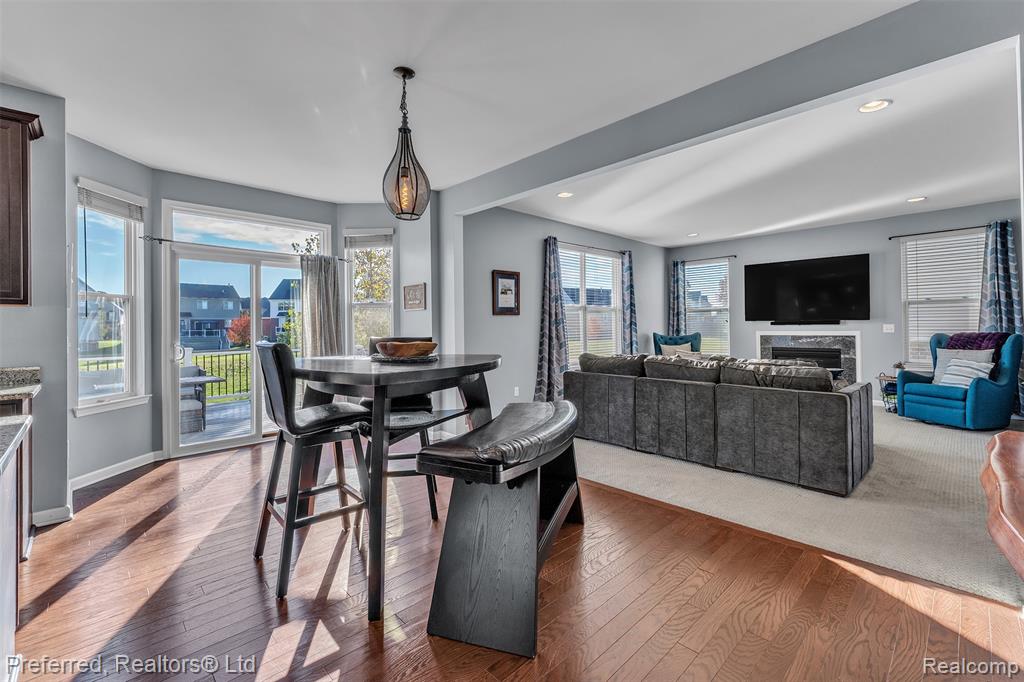 28430 Oakmonte Circle E, New Hudson, MI 48165 — Photo 19