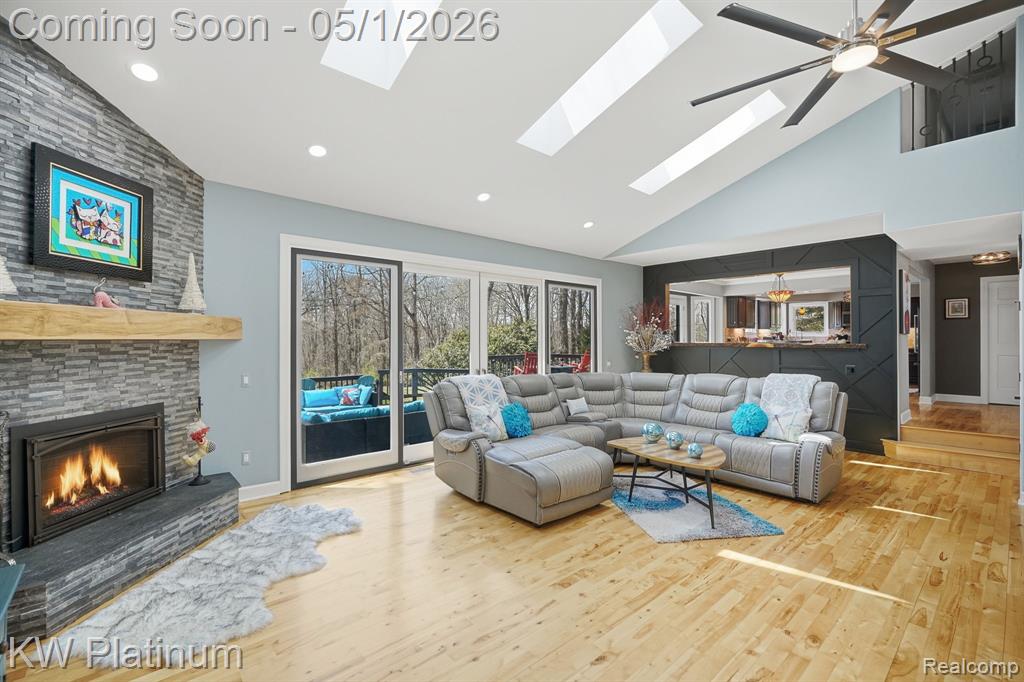 2739 Riverside Drive, Port Huron, MI 48060 — Photo 5