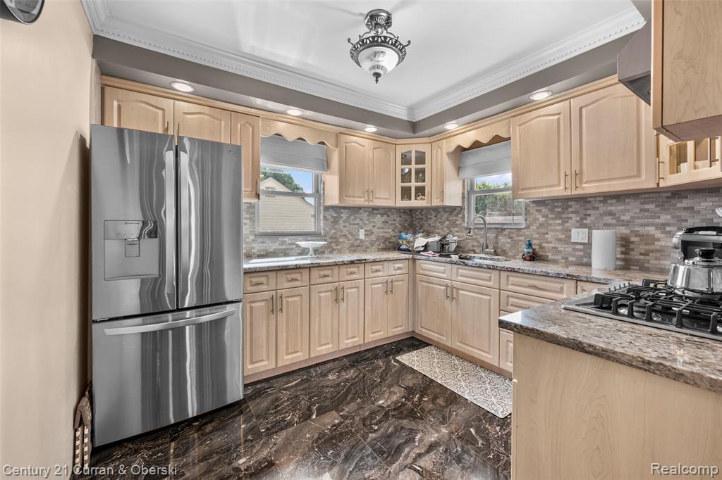 6132 Kenilworth Street, Dearborn, MI 48126 — Photo 8