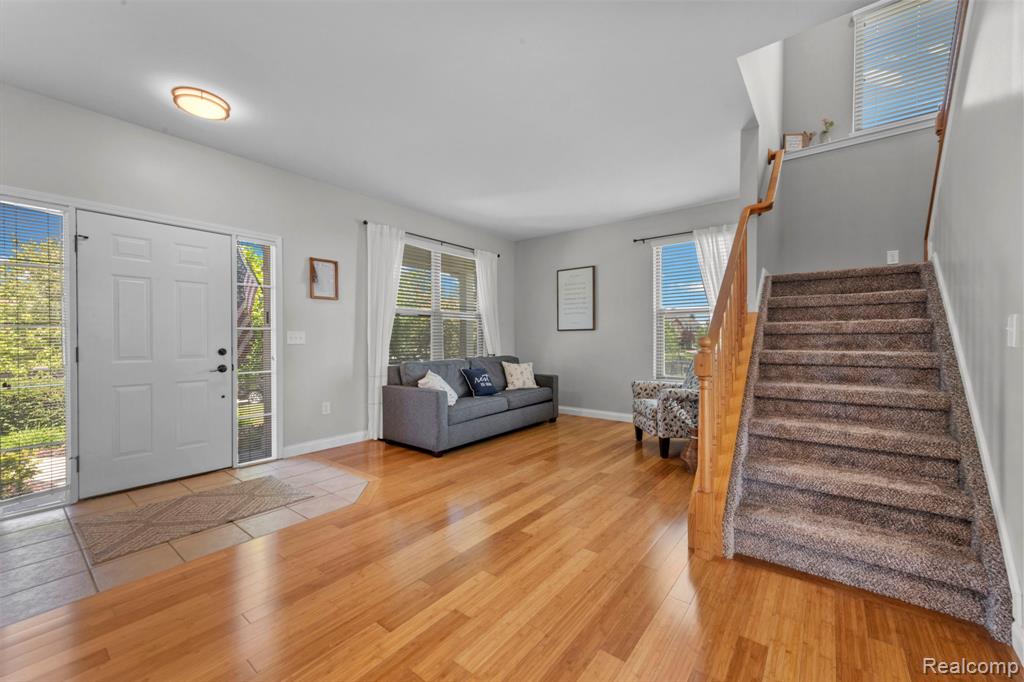 981 Coventry Court, Oxford, MI 48371 — Photo 17