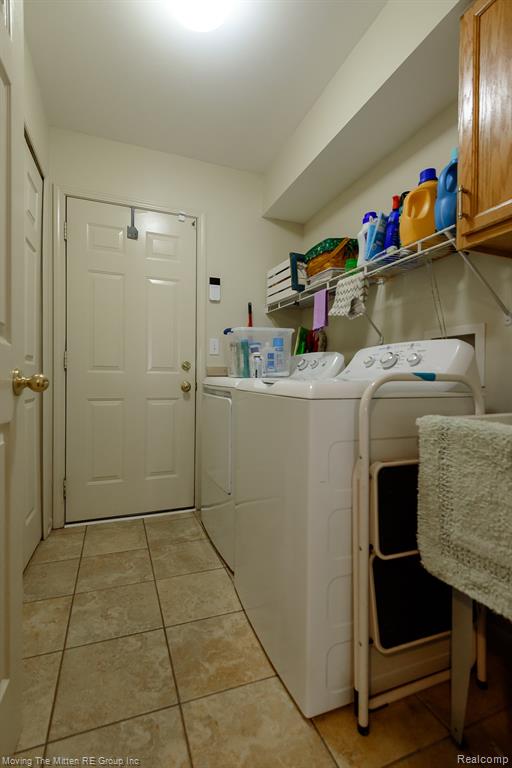 1856 N Kenwyck Drive, Ypsilanti, MI 48198 — Photo 16