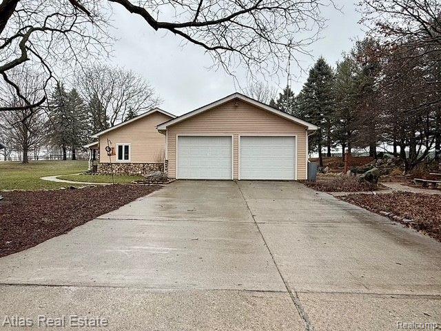 9010 GALE Road, Goodrich Vlg, MI — Photo 3
