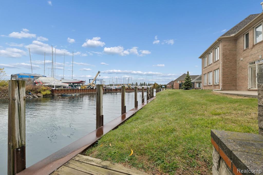 74 SAND BAR Lane, Detroit, MI 48214 — Photo 52