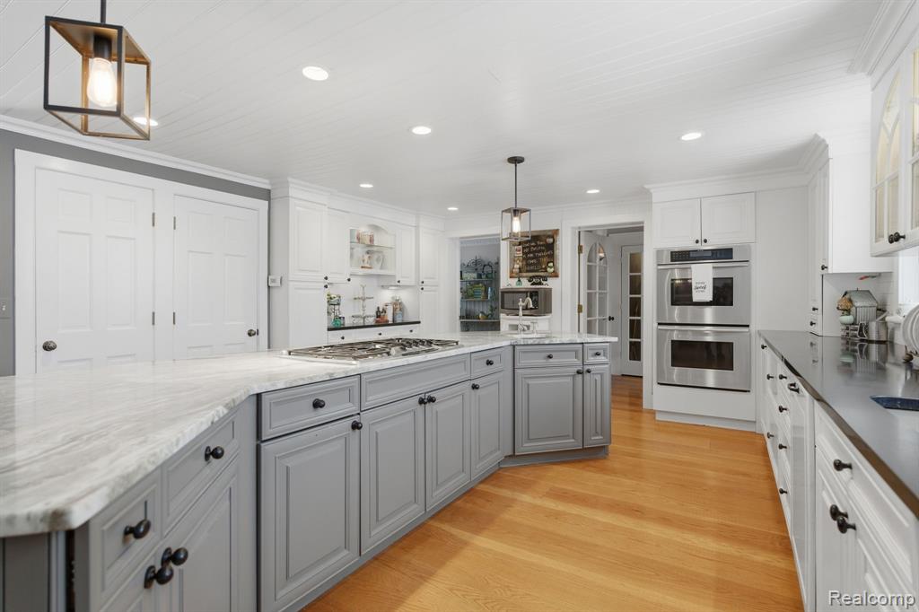 549 Grixdale Lane, Waterford, MI 48328 — Photo 5
