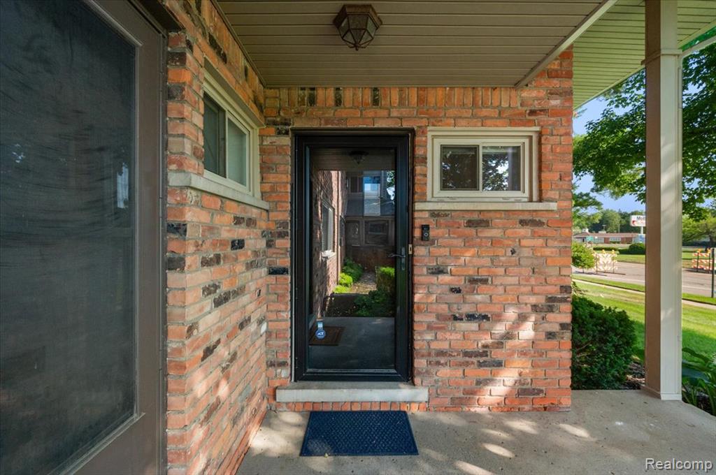 975 N Old Woodward Avenue, Birmingham, MI 48009 — Photo 3