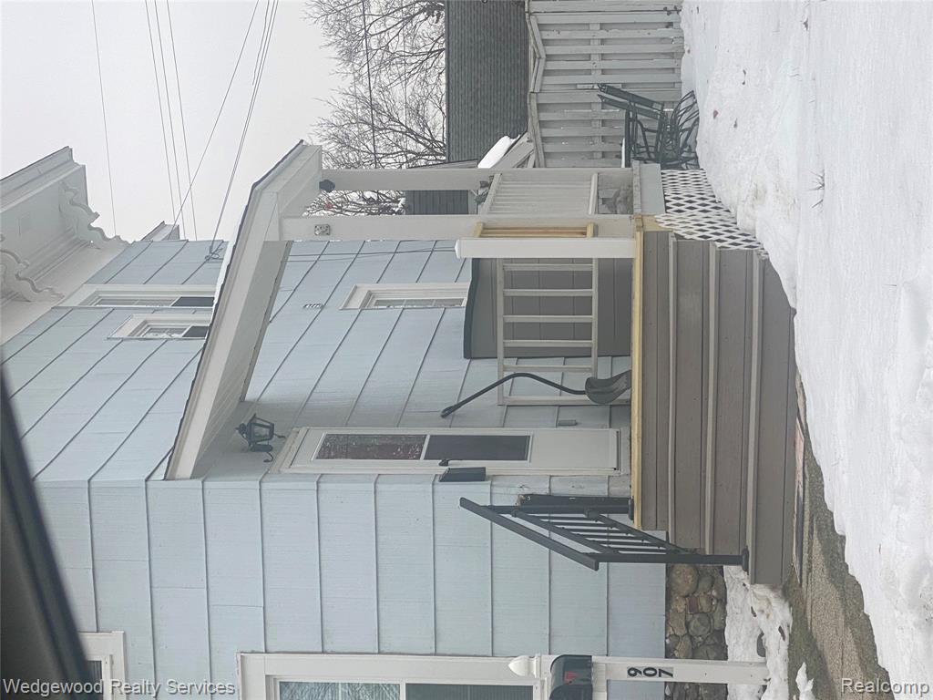 907 Monroe Street, Lapeer, MI 48446 — front exterior