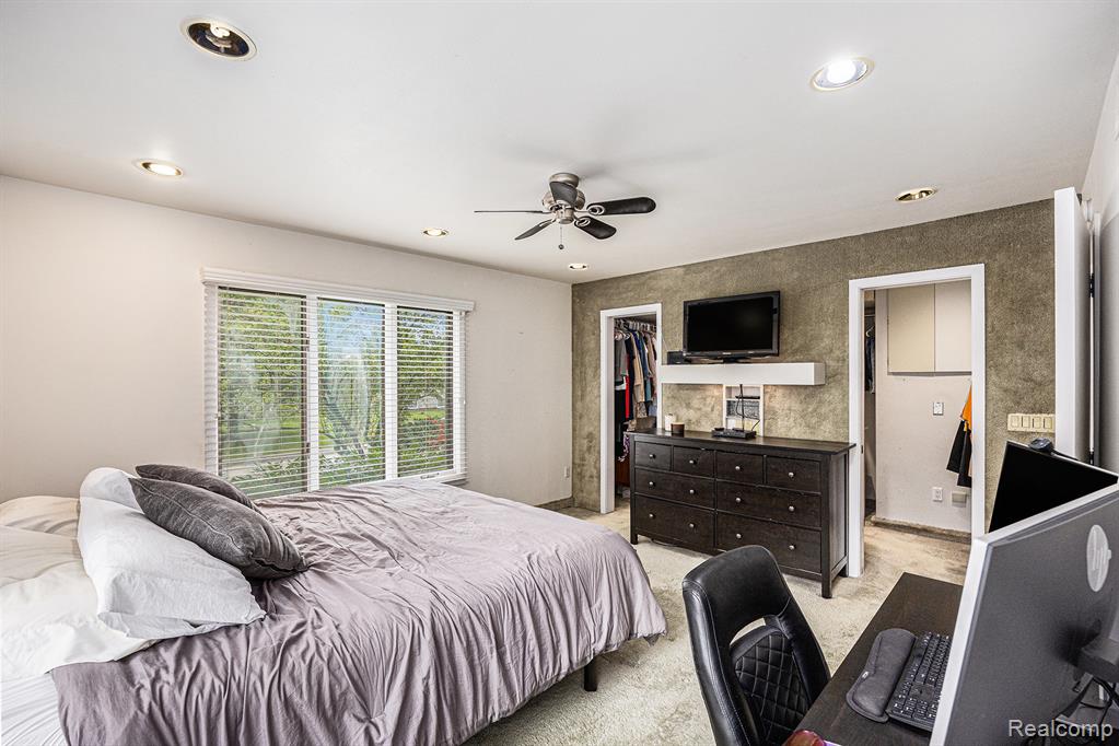 5722 Perrytown Drive, West Bloomfield, MI — Photo 16