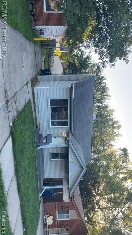1865 Hanford Avenue, Lincoln Park, MI 48146