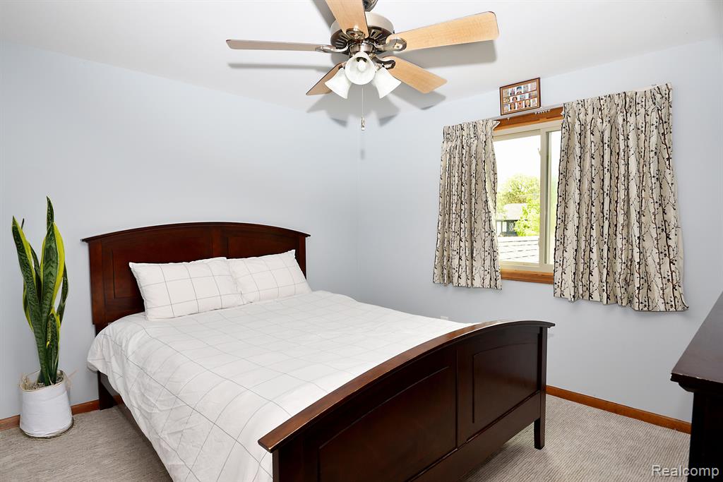 6186 Smithfield Drive, Troy, MI 48085 — Photo 26