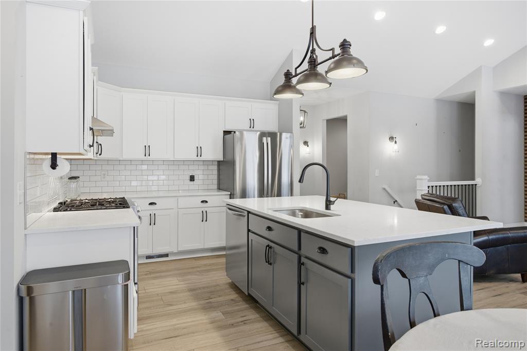 12425 Wolfberry Court, Fenton, MI 48430 — Photo 15