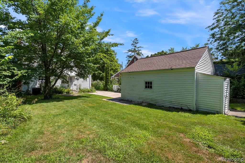 79 WENONAH Drive, Pontiac, MI 48341 — Photo 8