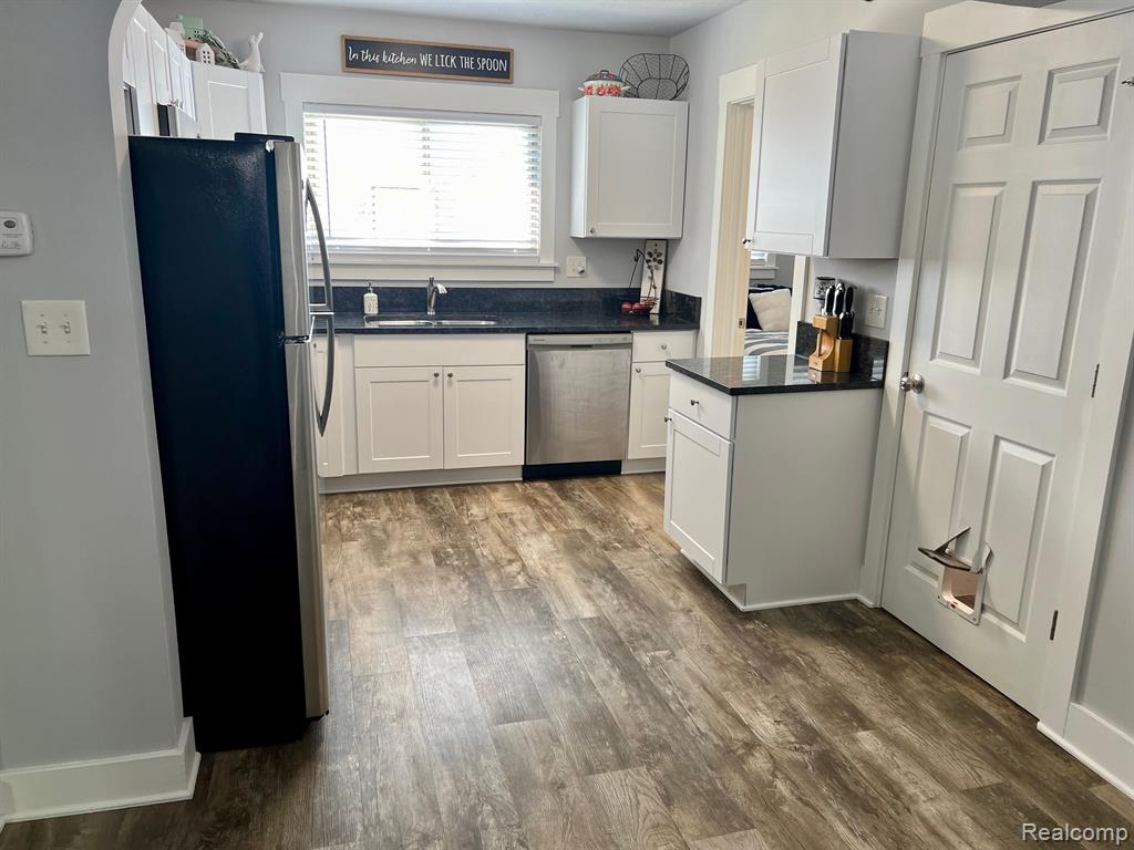54 HIGLEY Street, Lapeer, MI 48446 — Photo 9