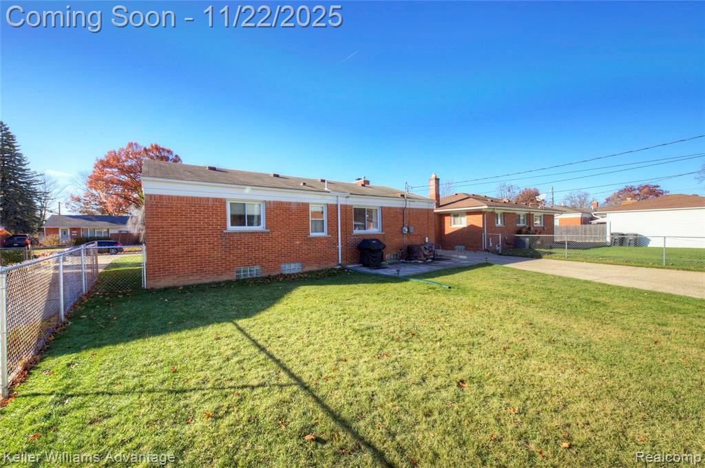 9338 Colorado Street, Livonia, MI 48150 — Photo 43