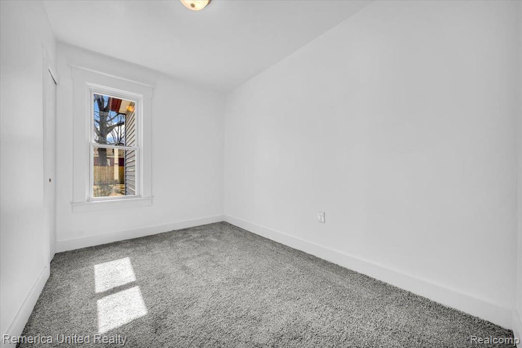 514 S Main Street, Milford, MI 48381 — Photo 15