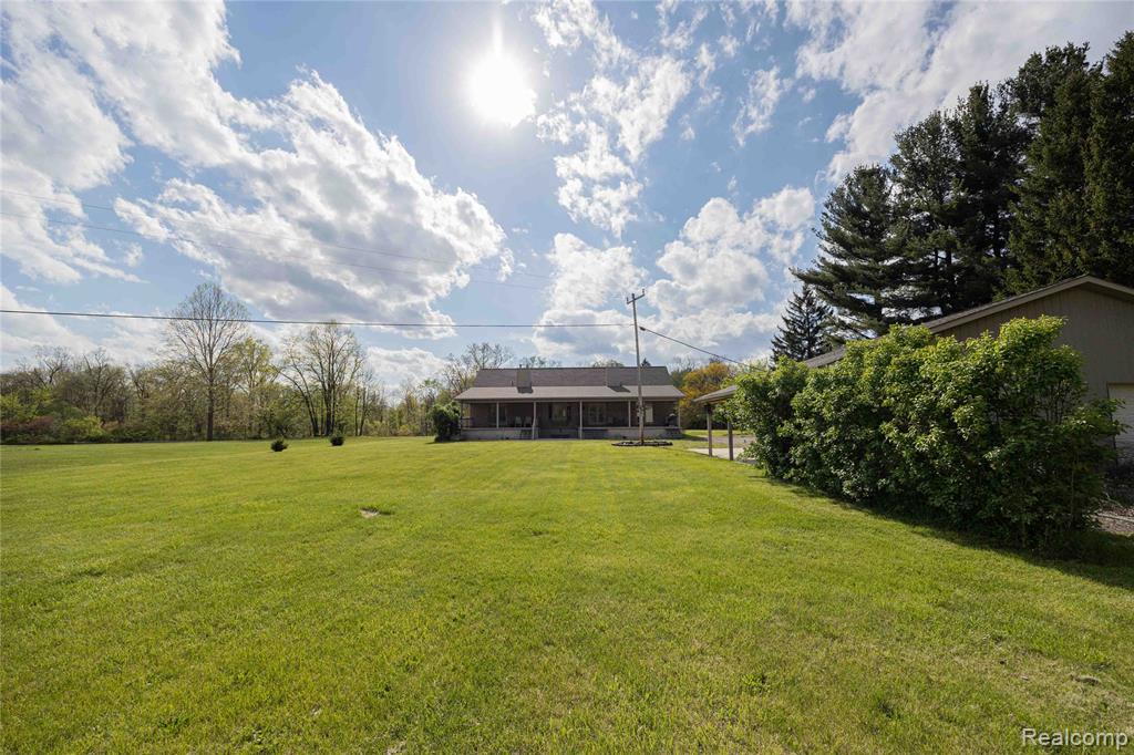 21855 Huron River Drive, New Boston, MI 48164 — Photo 54
