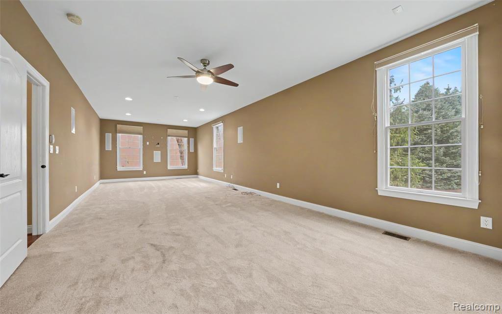 7286 Brentwood Court, Ypsilanti, MI 48198 — Photo 38