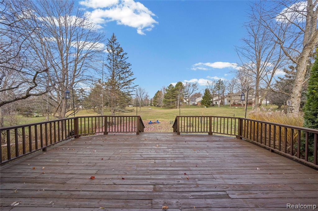 864 Dressler Lane, Rochester Hills, MI 48307 — Photo 39
