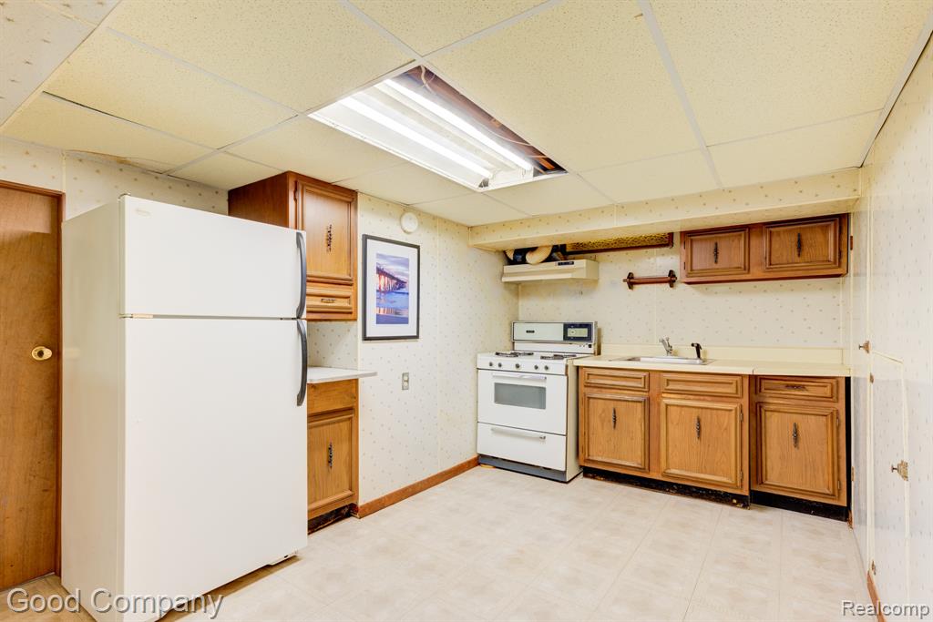 4708 Woodland Avenue, Royal Oak, MI 48073 — Photo 31