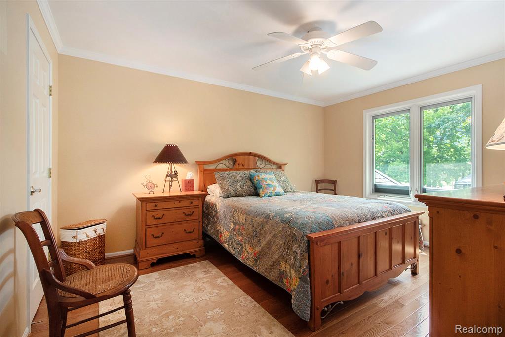 4973 Parview Drive, Clarkston, MI — Photo 34