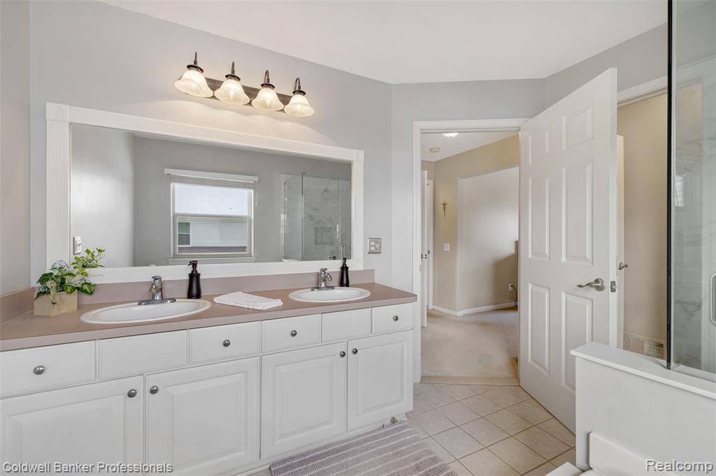 4881 Spring Meadow Drive, Clarkston, MI 48348 — Photo 22