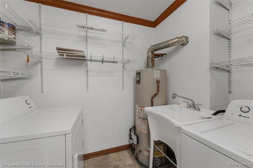 64 Rosebud Lane, Mount Clemens, MI 48043 — Photo 19