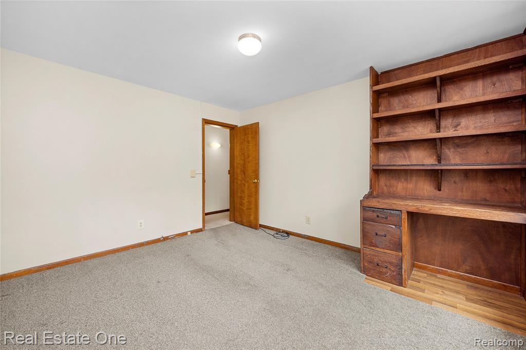 4921 Crestview Drive, Clarkston, MI 48348 — Photo 26