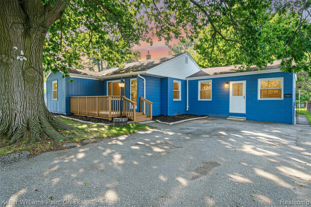 19421 Filmore Street, Southfield, MI 48075