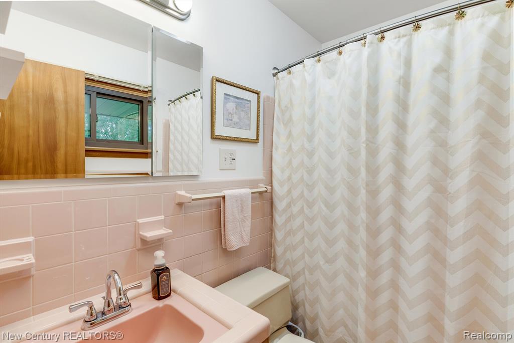 211 SPRING Street, Vernon, MI 48476 — Photo 36