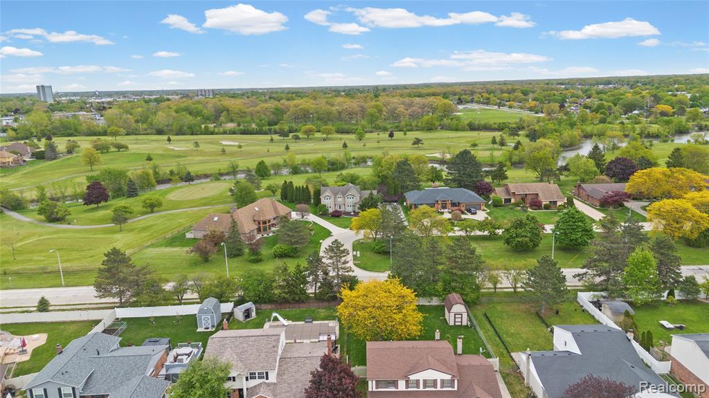 17621 Brentwood Drive, Riverview, MI 48193 — Photo 57