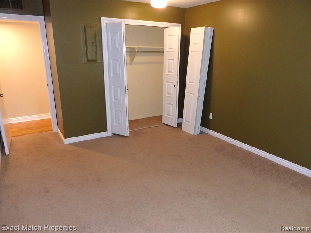4411 Laurel Club Circle, West Bloomfield, MI 48323 — Photo 26