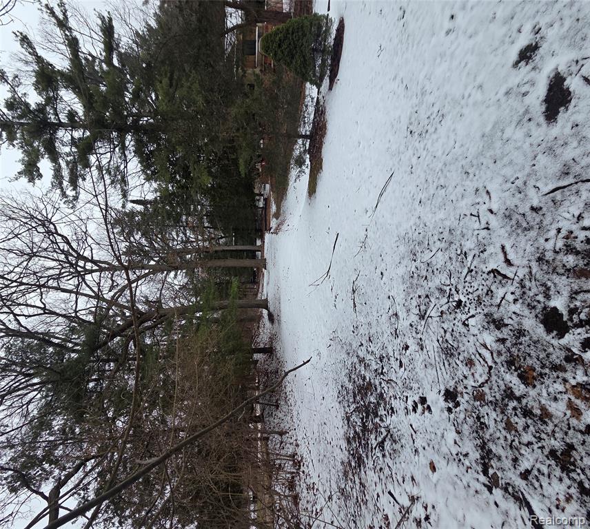 9515 Woodside Drive, Clarkston, MI 48348 — Photo 23