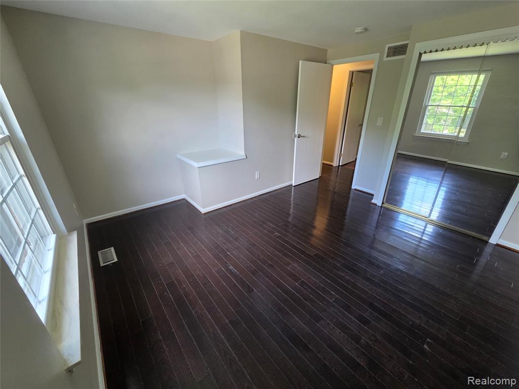 6076 Glen Eagles Drive, West Bloomfield, MI 48323 — Photo 25