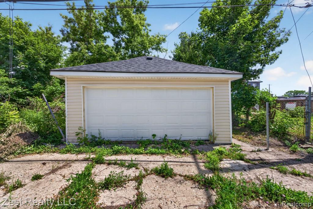2525 Bewick Street, Detroit, MI 48214 — Photo 26