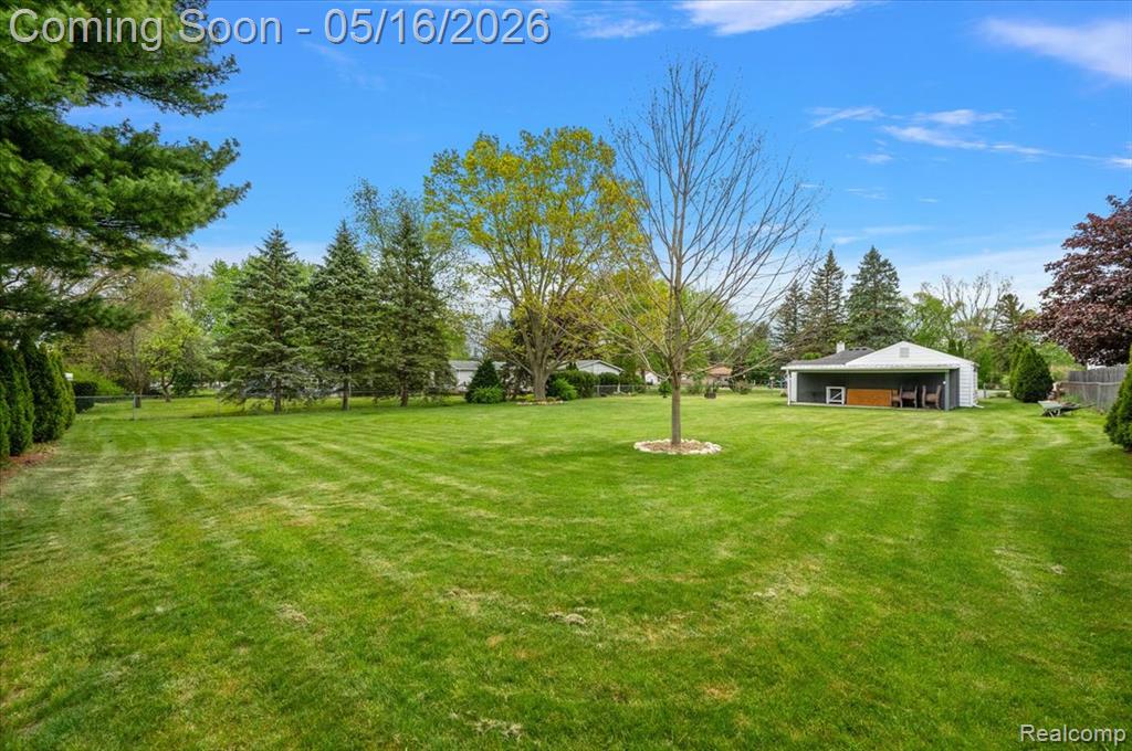 8529 Munrovia Street, Shelby Twp, MI 48317 — Photo 30