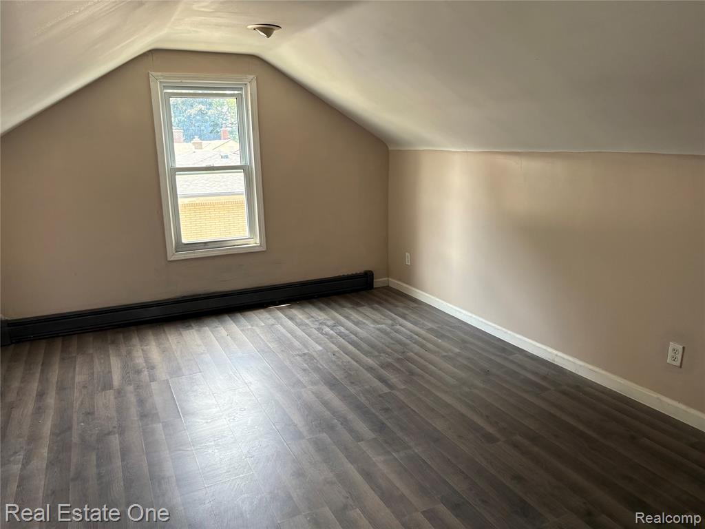 5873 Elmgrove Avenue, Warren, MI 48092 — Photo 10