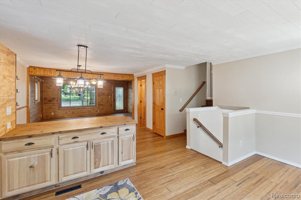 15279 Outer Drive, Linden, MI 48451 — Photo 12