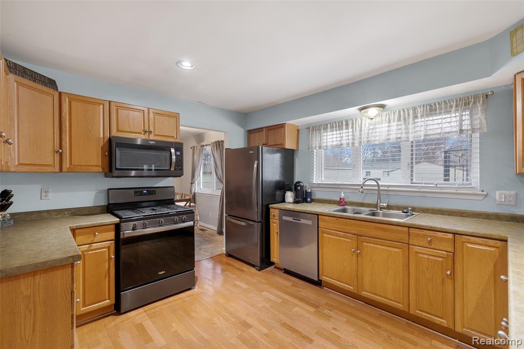 50662 Bower Drive, Chesterfield, MI 48047 — Photo 12