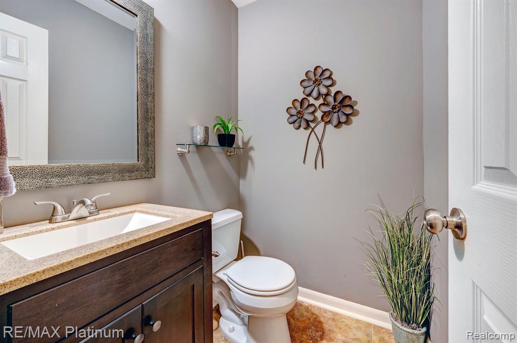 9003 SPENCER Court, Brighton, MI 48116 — Photo 17