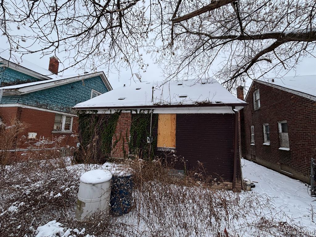 9153 WARD Street, Detroit, MI 48228 — Photo 30