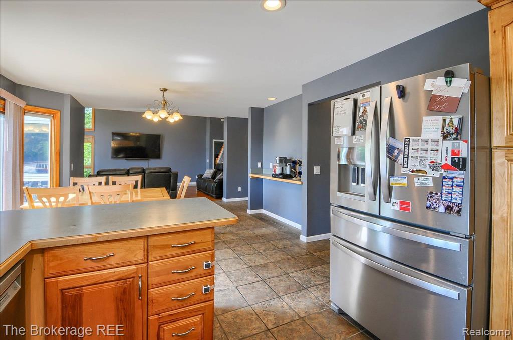8535 Ridge Road, Goodrich Vlg, MI — Photo 12