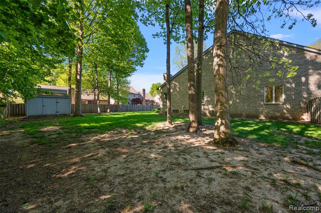 17840 Christine Boulevard N, Clinton Twp, MI 48038 — Photo 15